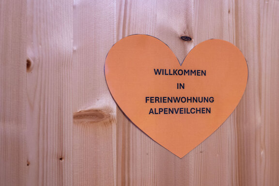 1_-_1_Alpenveilchen_NV2_7866.jpg